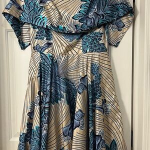 Elegant Blue and Cream Midi Dress